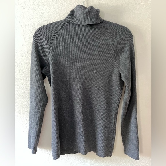 Tory Burch Wool Blend Ribbed Grey Turtleneck Sweater Top - Picture 2 of 4